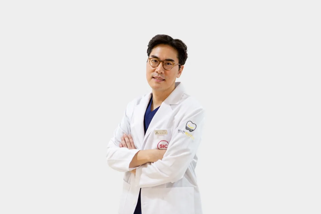 한승대 대표원장 - 통합치의학과 전문의 치의학박사