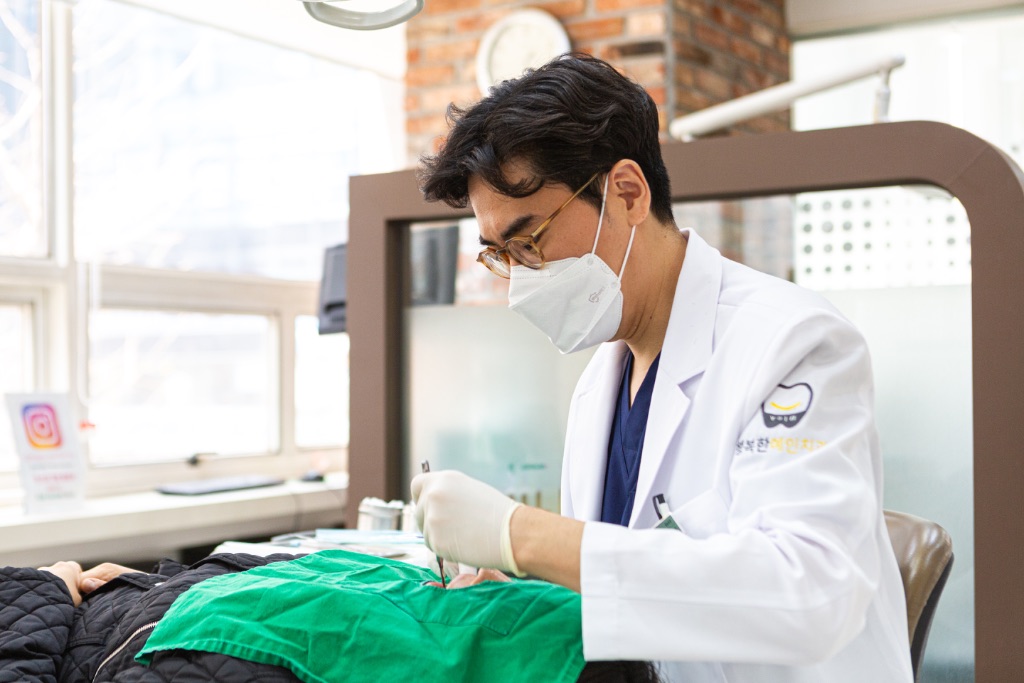 치아보존치료 - 보존과 전문의 직접 신경치료